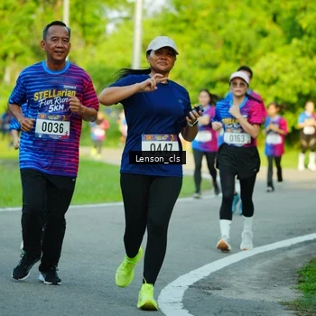 Runner Photo 8004732