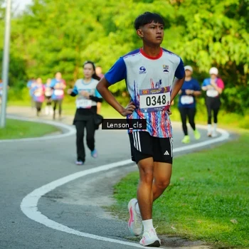 Runner Photo 8004733