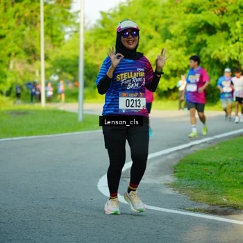 Runner Photo 8004744