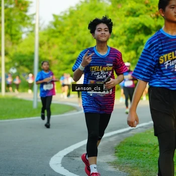 Runner Photo 8004745