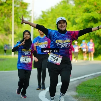 Runner Photo 8004751