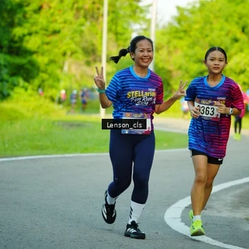 Runner Photo 8004762