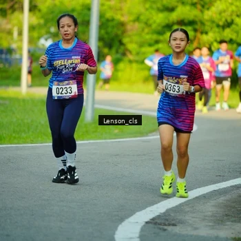 Runner Photo 8004763