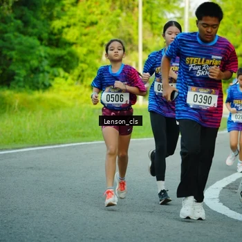 Runner Photo 8004772
