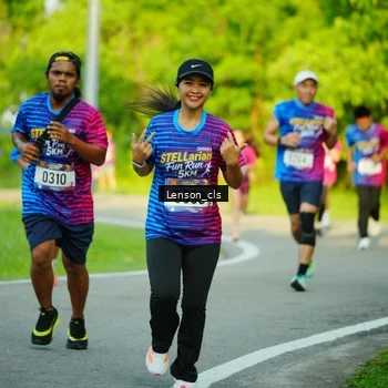 Runner Photo 8004781