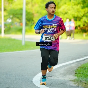 Runner Photo 8004792