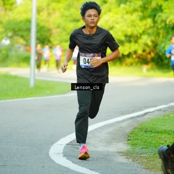 Runner Photo 8004796