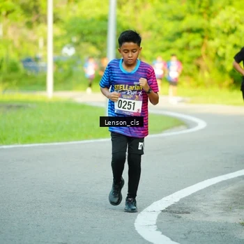 Runner Photo 8004797