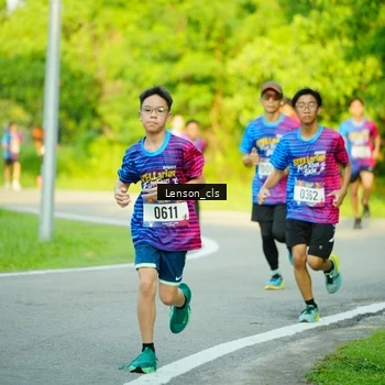 Runner Photo 8004804