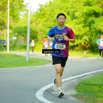 Runner Photo 8004807