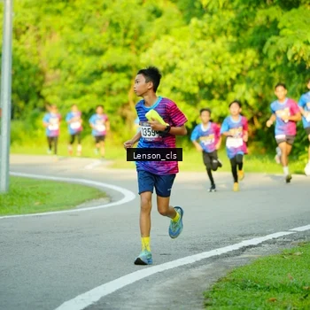 Runner Photo 8004816