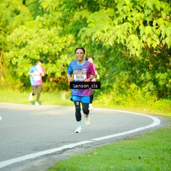 Runner Photo 8004824