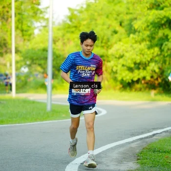 Runner Photo 8004827