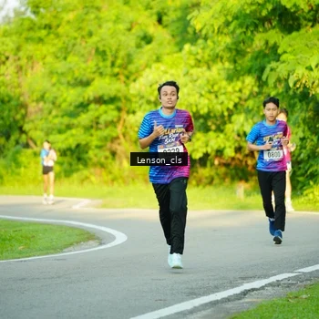 Runner Photo 8004829
