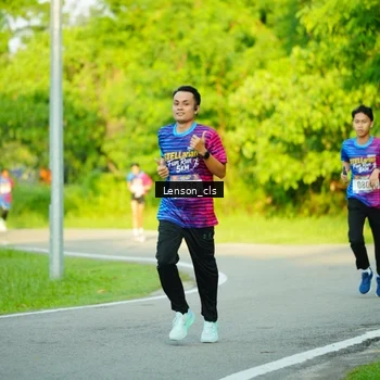 Runner Photo 8004831