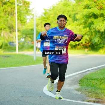 Runner Photo 8004834