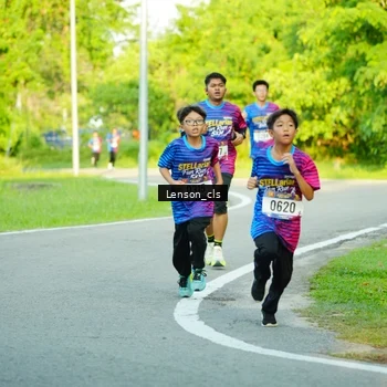 Runner Photo 8004838