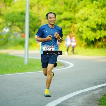 Runner Photo 8004847