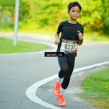 Runner Photo 8004849