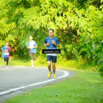 Runner Photo 8004854