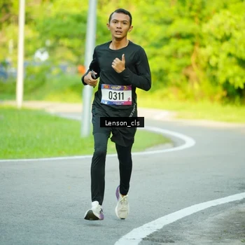Runner Photo 8004857