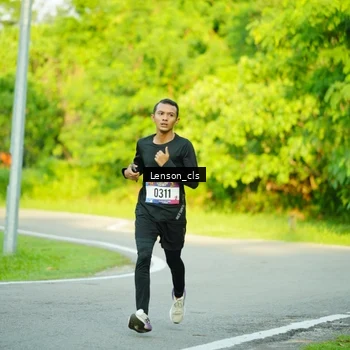 Runner Photo 8004860