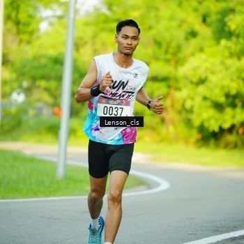 Runner Photo 8004861