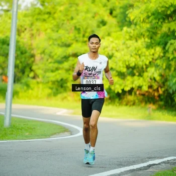 Runner Photo 8004863