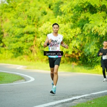 Runner Photo 8004865
