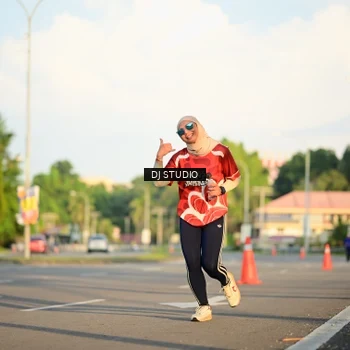 Runner Photo 8004896