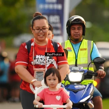 Runner Photo 8004898