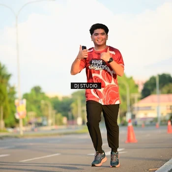Runner Photo 8004899