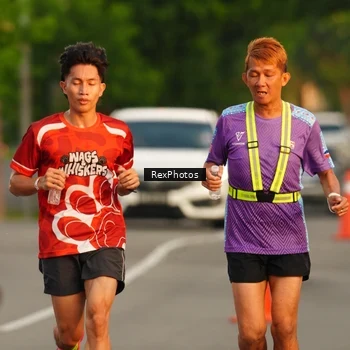 Runner Photo 8004917