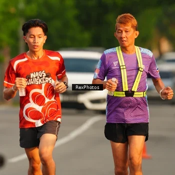 Runner Photo 8004920