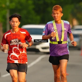 Runner Photo 8004921