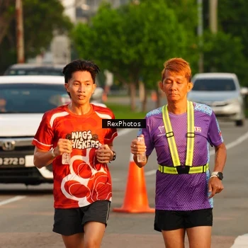 Runner Photo 8004923