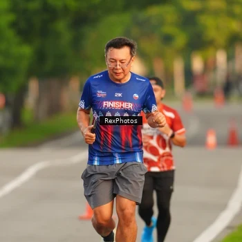 Runner Photo 8004933