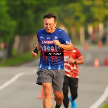 Runner Photo 8004936
