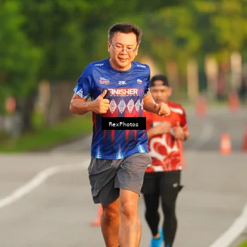 Runner Photo 8004937