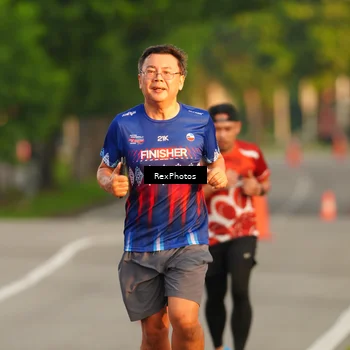 Runner Photo 8004940
