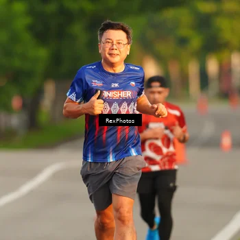 Runner Photo 8004942