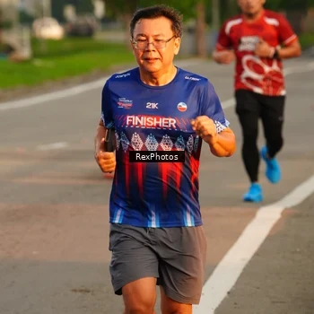 Runner Photo 8004950