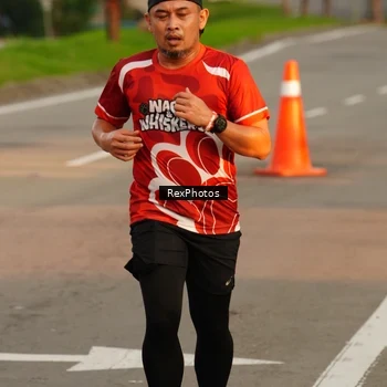 Runner Photo 8004953