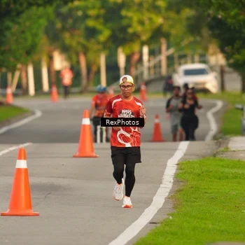 Runner Photo 8004965