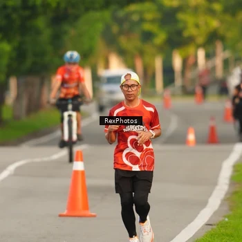 Runner Photo 8004970