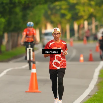 Runner Photo 8004971