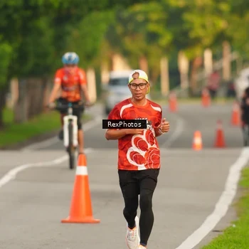 Runner Photo 8004973