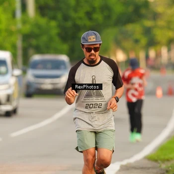 Runner Photo 8005011
