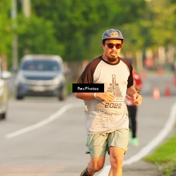 Runner Photo 8005014