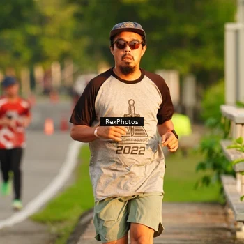 Runner Photo 8005023